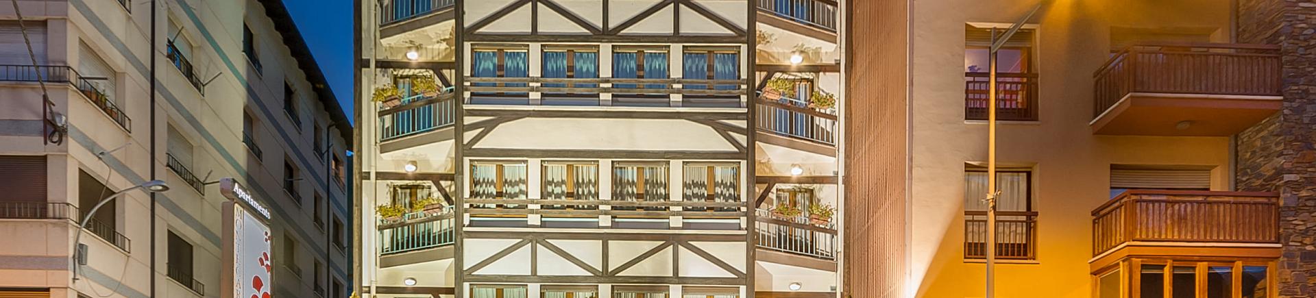 Access your booking at Hotel Montecarlo