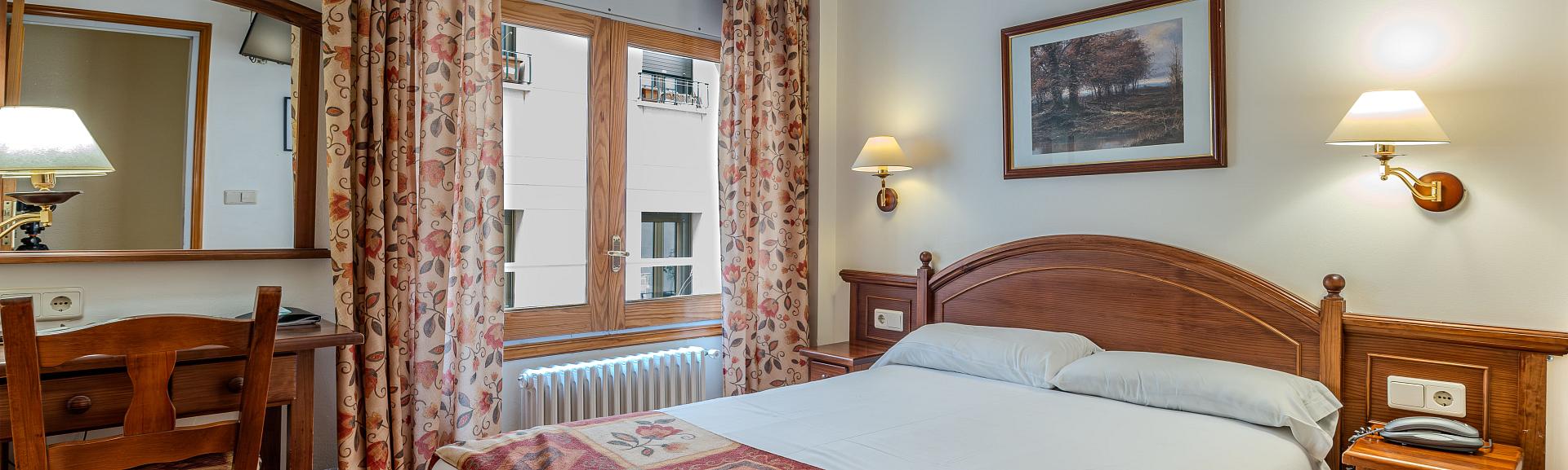 Rooms at Hotel Montecarlo